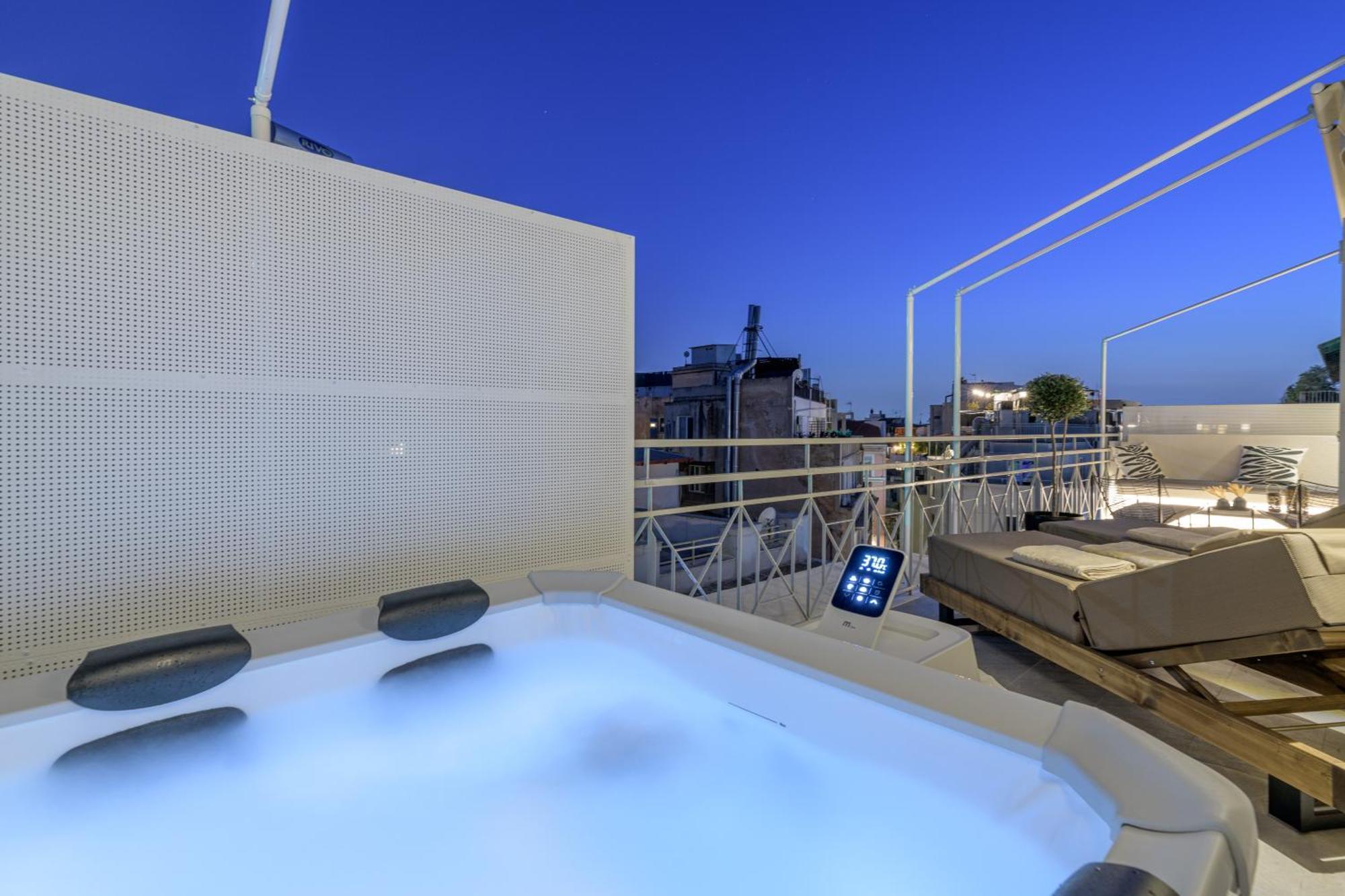 Central Sunny Loft With Plunge Pool Athen Eksteriør billede