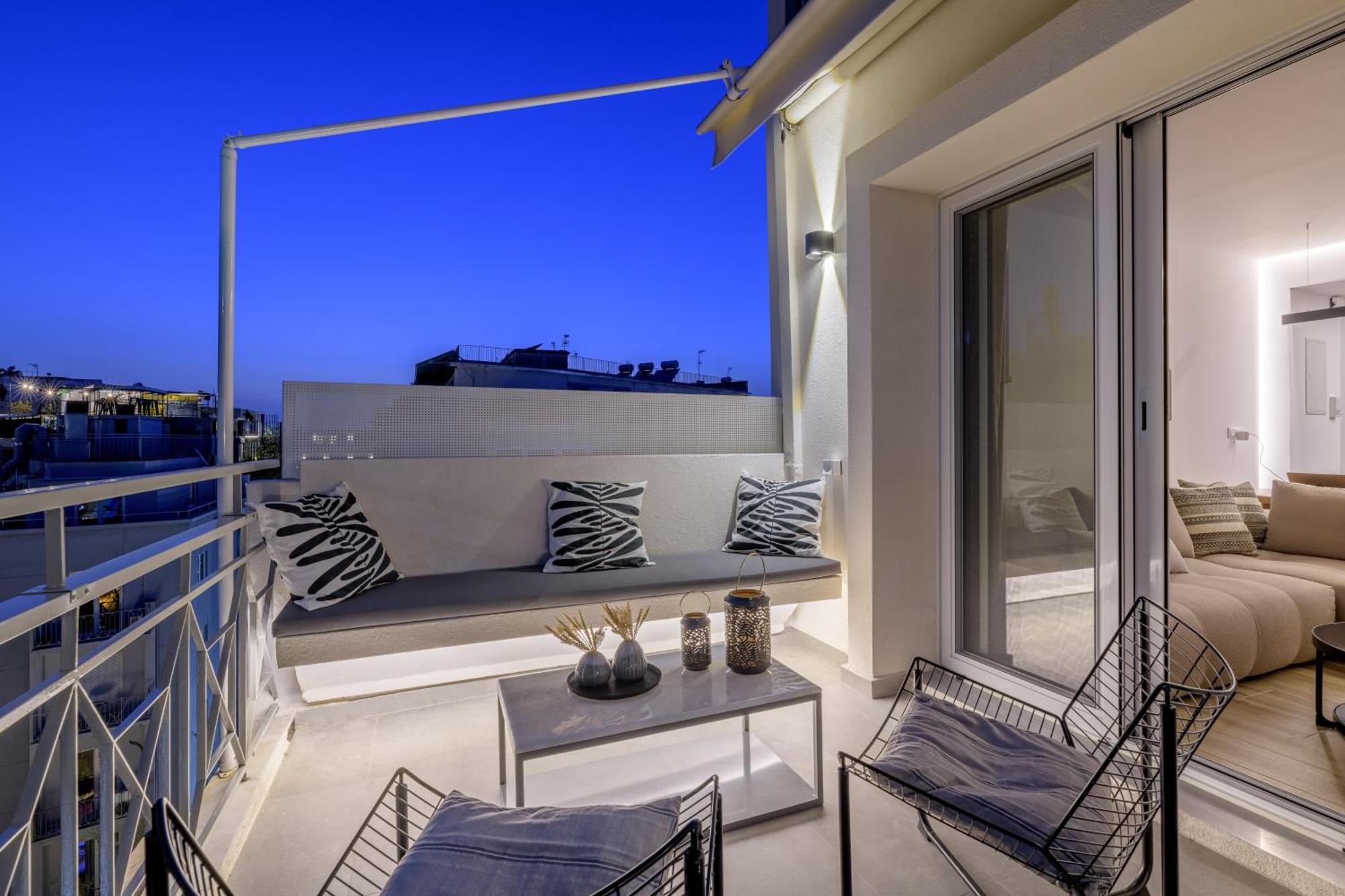 Central Sunny Loft With Plunge Pool Athen Eksteriør billede