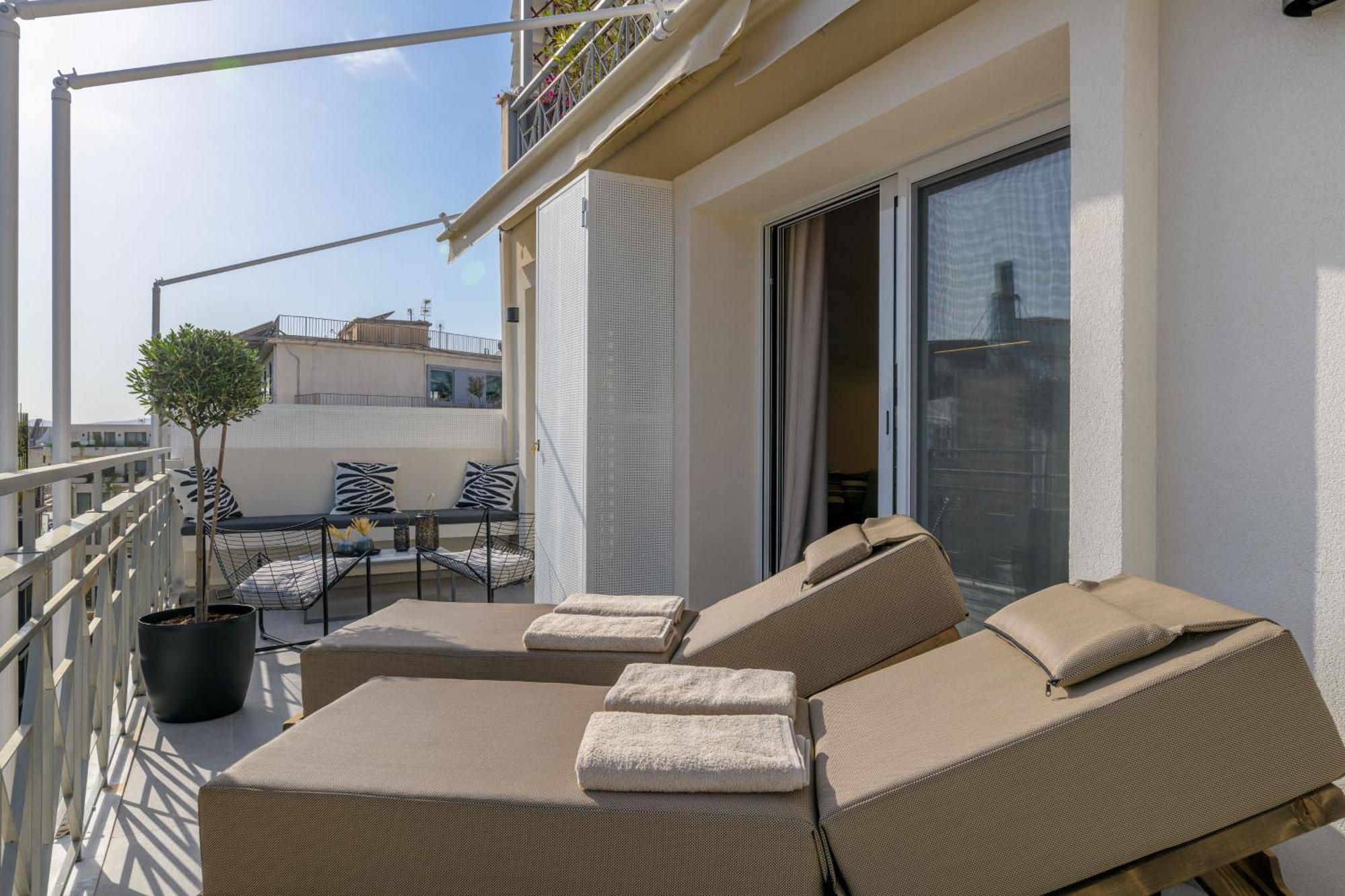 Central Sunny Loft With Plunge Pool Athen Eksteriør billede